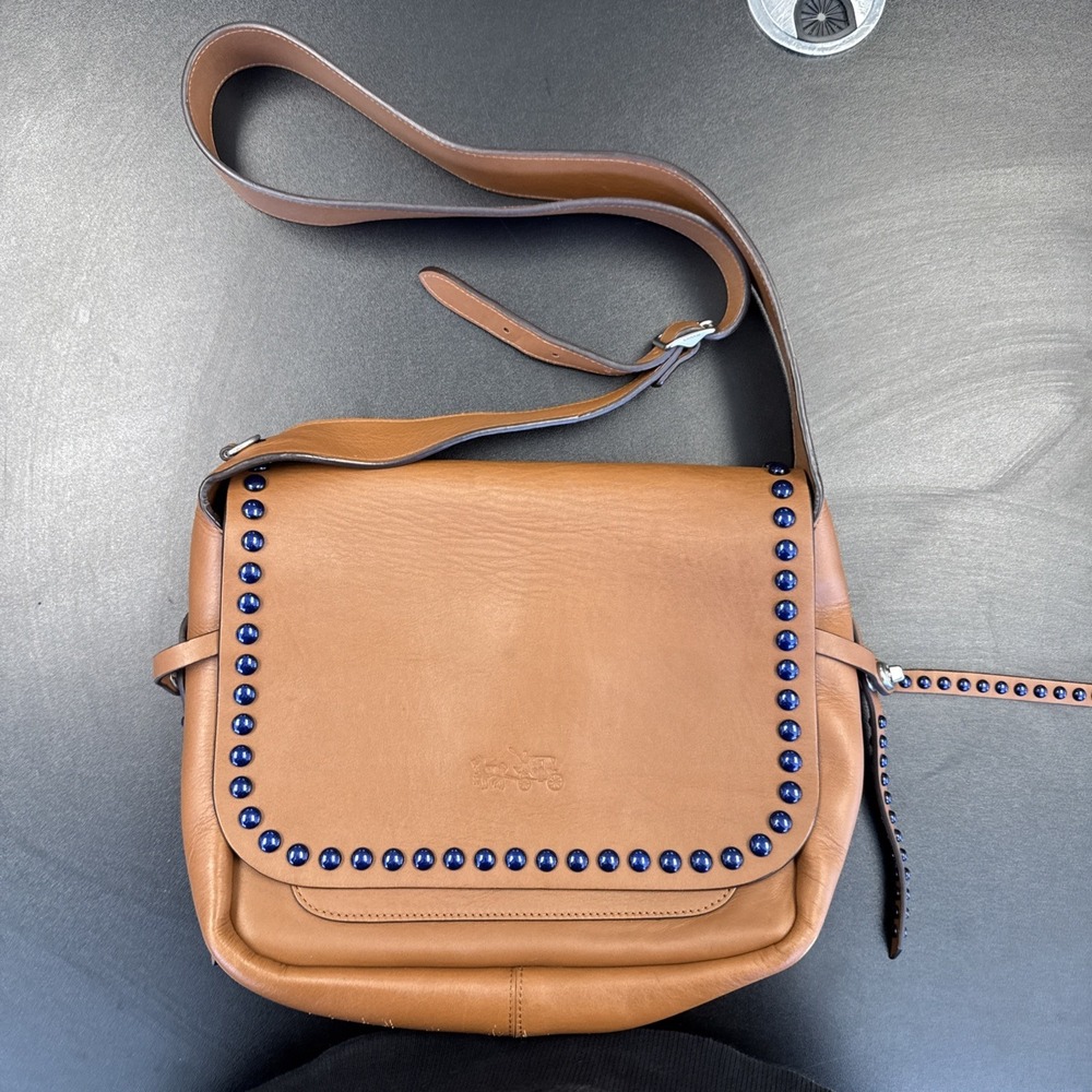 COACH 35753 Dakotah 19 Saddle Brown Leather w/Blue Rivet Detail Crossbody - Picture 1 of 9
